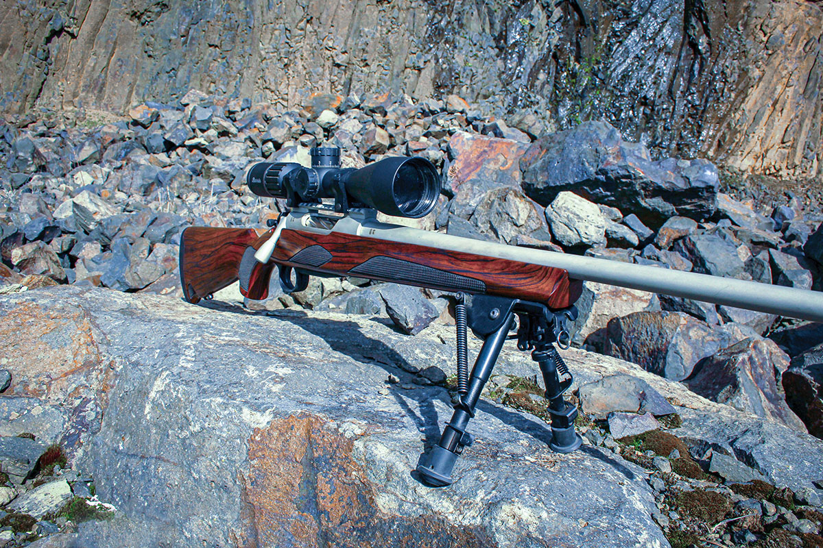 The 22-inch barrel of the Franchi Momentum Classic Walnut Elite sacrifices a bit of velocity, but proves more streamlined after adding a suppressor. The muzzle is threaded 5⁄8-24 and comes with a knurled thread protector.